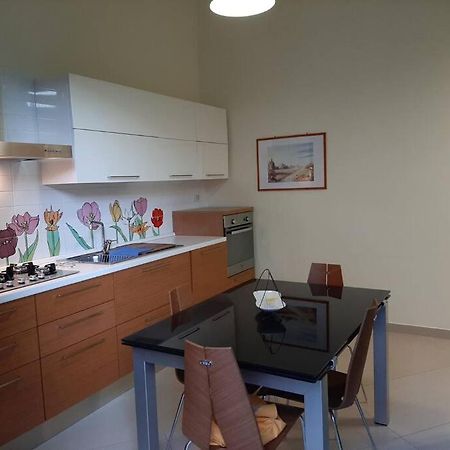 Chiara Home: Al Centro Di Catânia Exterior foto