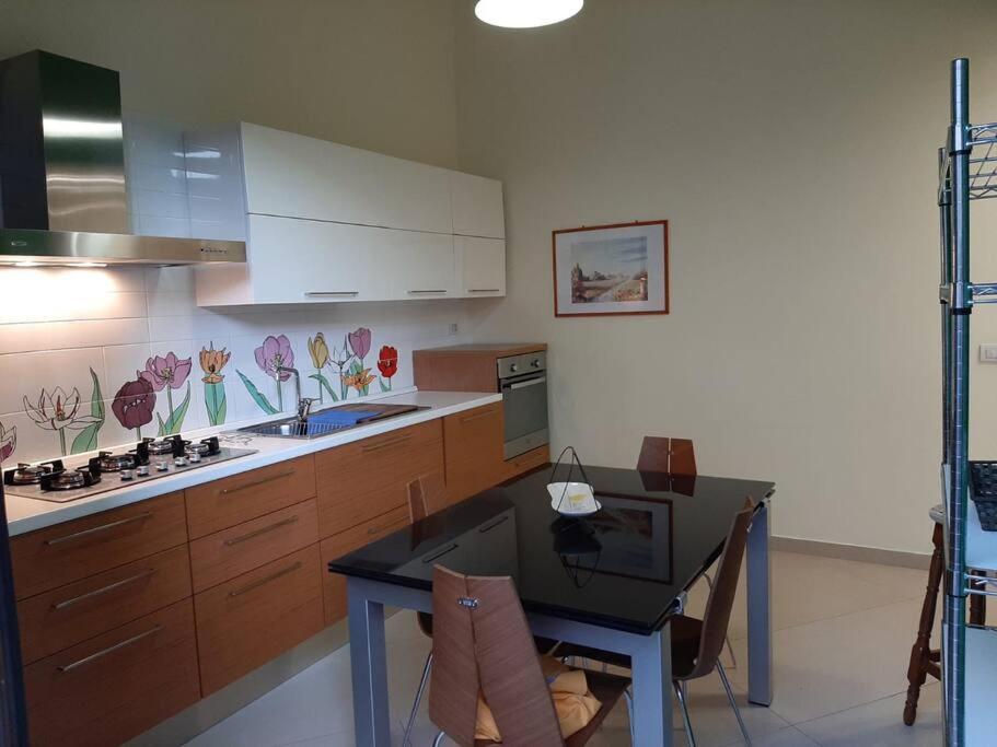 Chiara Home: Al Centro Di Catânia Exterior foto